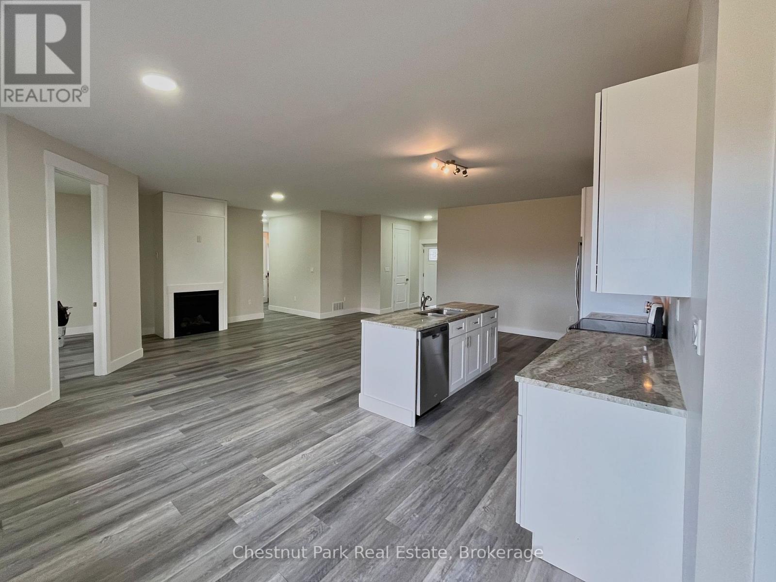 3 - 319922 Kemble Rock Road, Georgian Bluffs, Ontario  N0H 1S0 - Photo 4 - X12469283