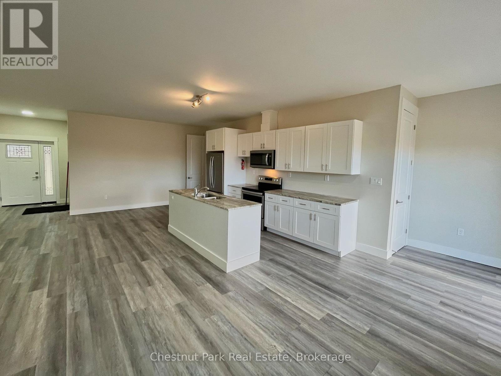 3 - 319922 Kemble Rock Road, Georgian Bluffs, Ontario  N0H 1S0 - Photo 3 - X12469283