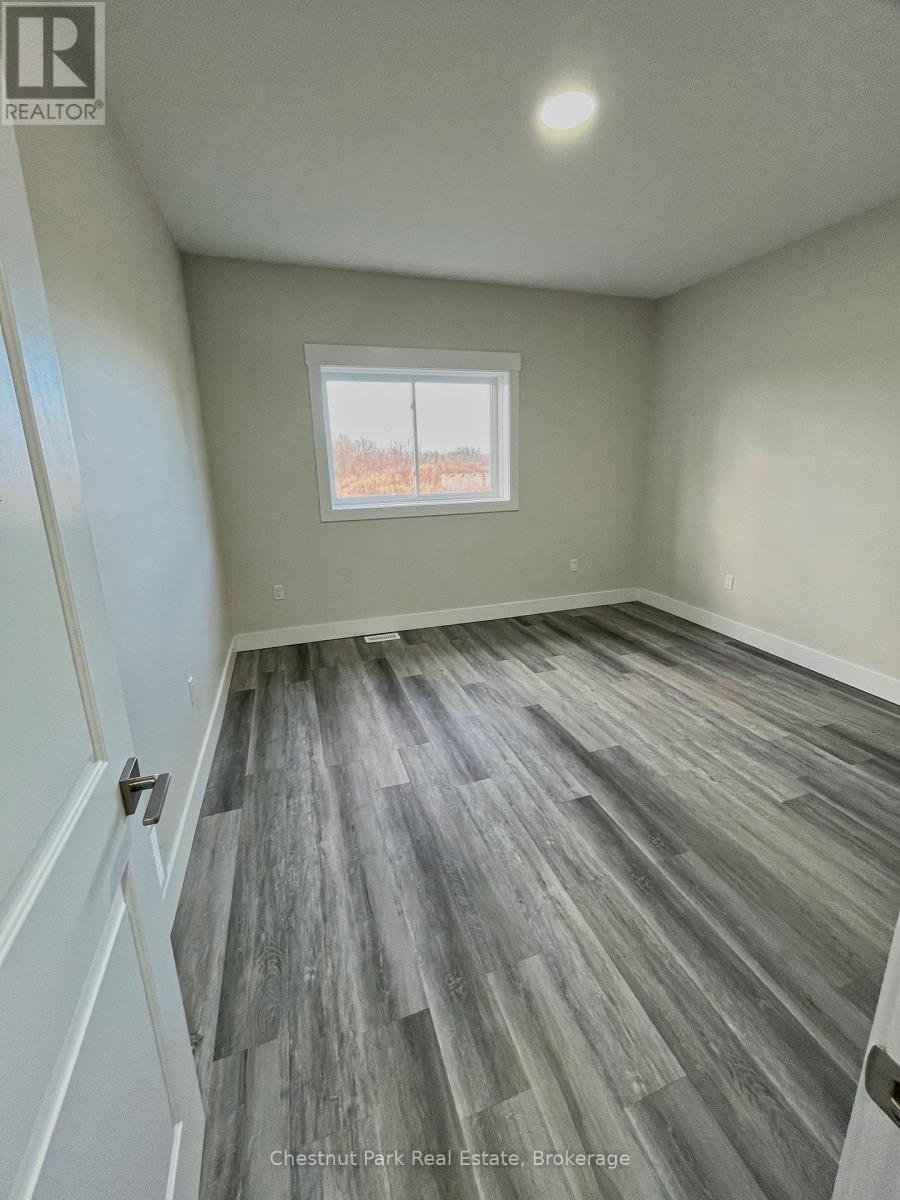 3 - 319922 Kemble Rock Road, Georgian Bluffs, Ontario  N0H 1S0 - Photo 6 - X12469283