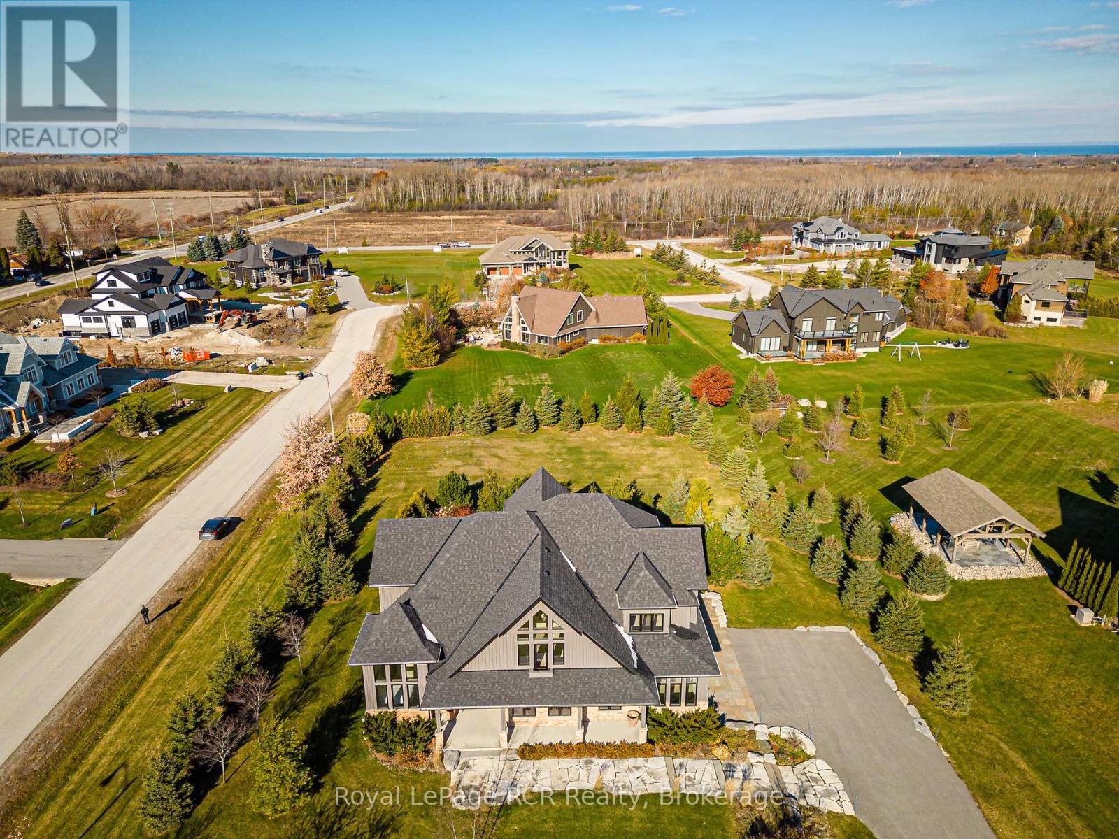 4 Meadowlark Way, Clearview, Ontario  L9Y 0K1 - Photo 44 - S12398226