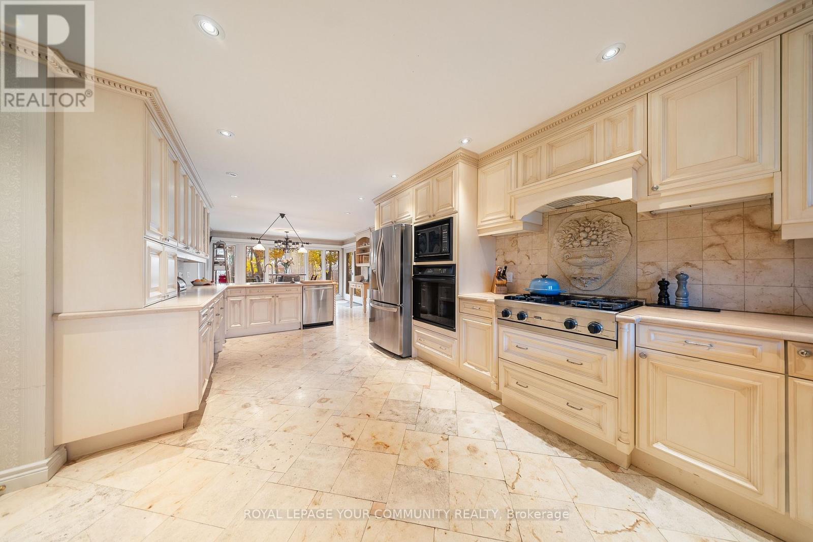 154 Old Yonge Street, Toronto, Ontario  M2P 1P9 - Photo 18 - C12578936