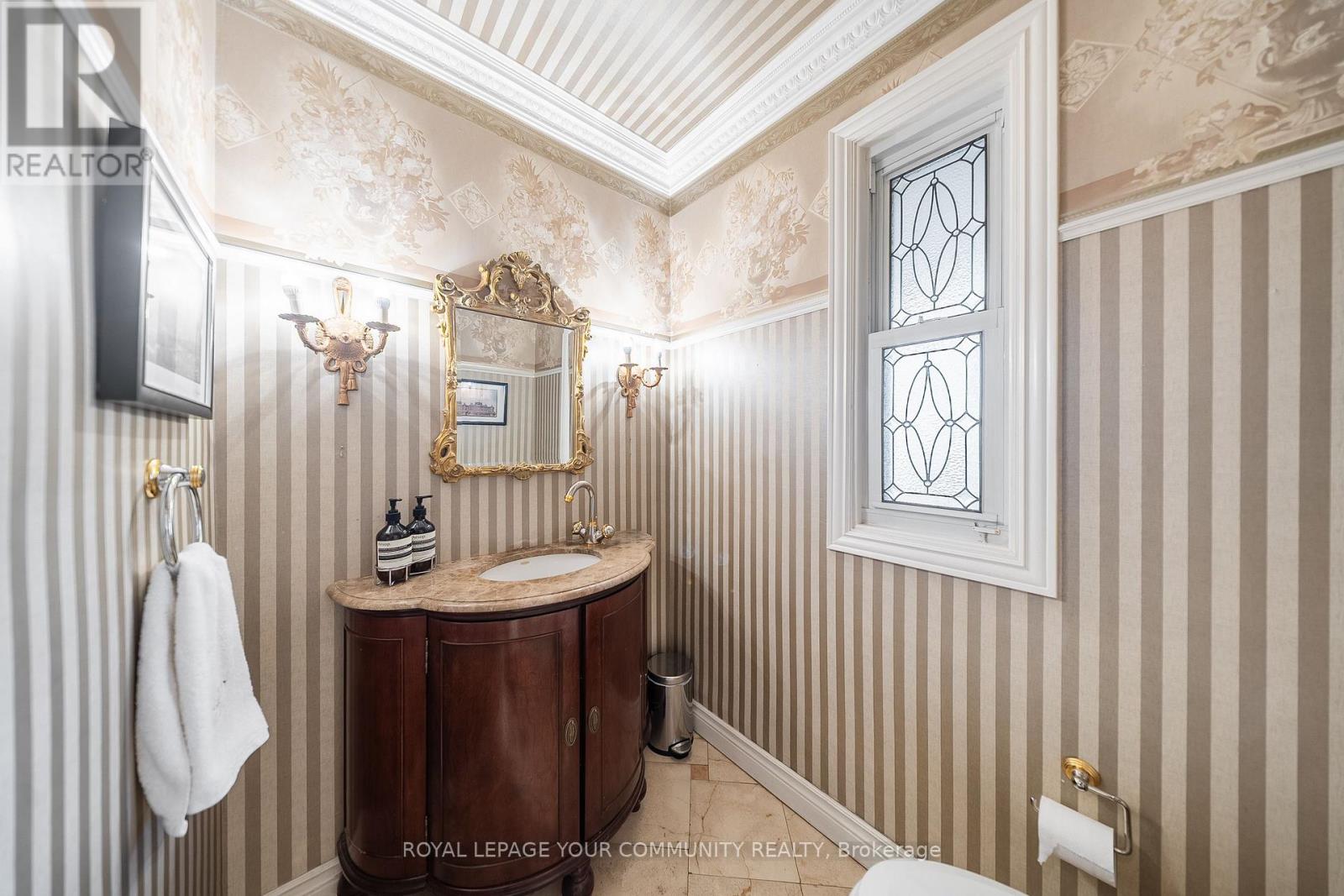 154 Old Yonge Street, Toronto, Ontario  M2P 1P9 - Photo 25 - C12578936