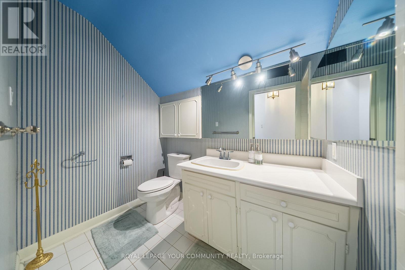 154 Old Yonge Street, Toronto, Ontario  M2P 1P9 - Photo 39 - C12578936