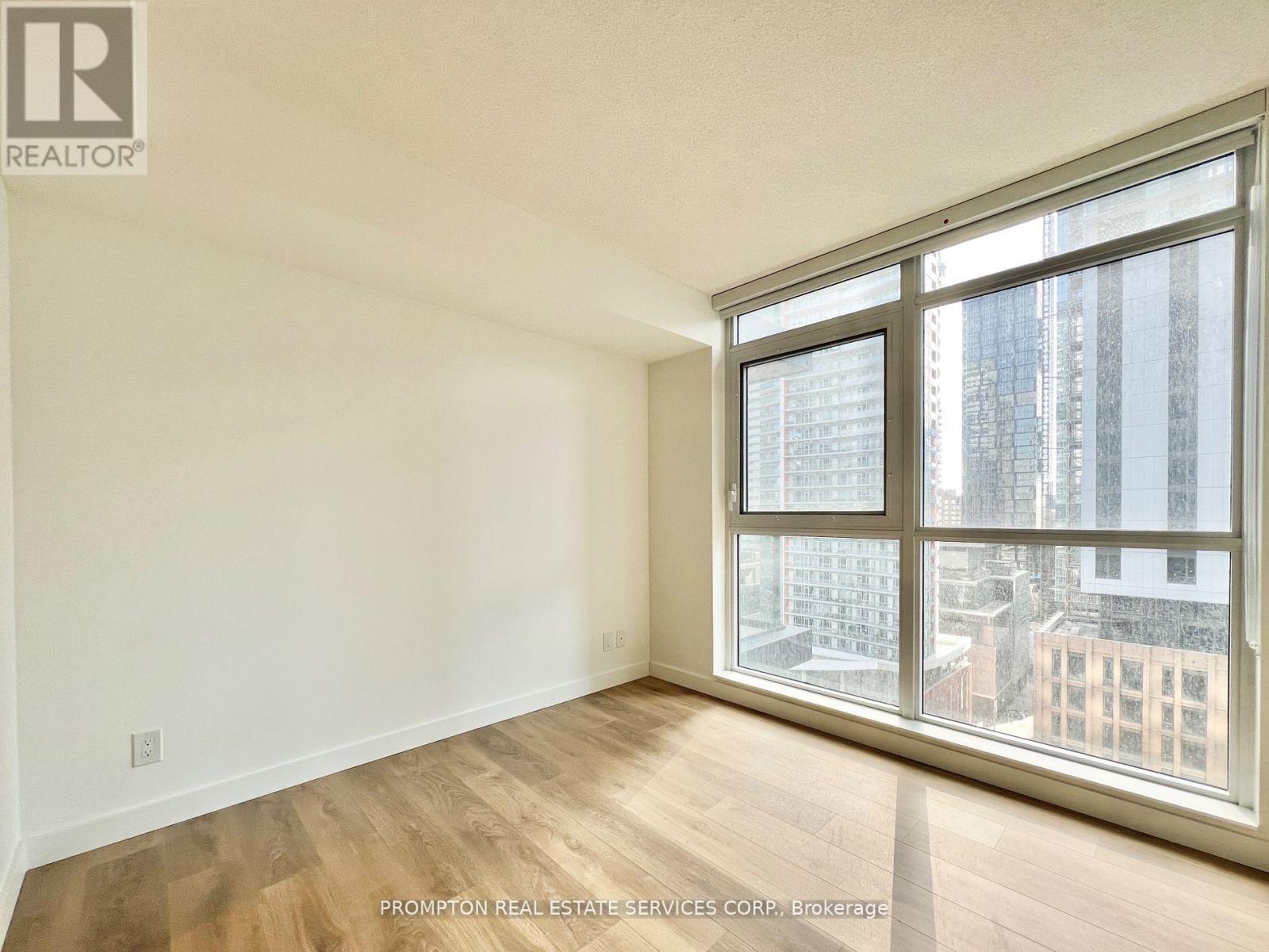 607 - 38 Widmer Street E, Toronto, Ontario  M5V 2E9 - Photo 12 - C12578976