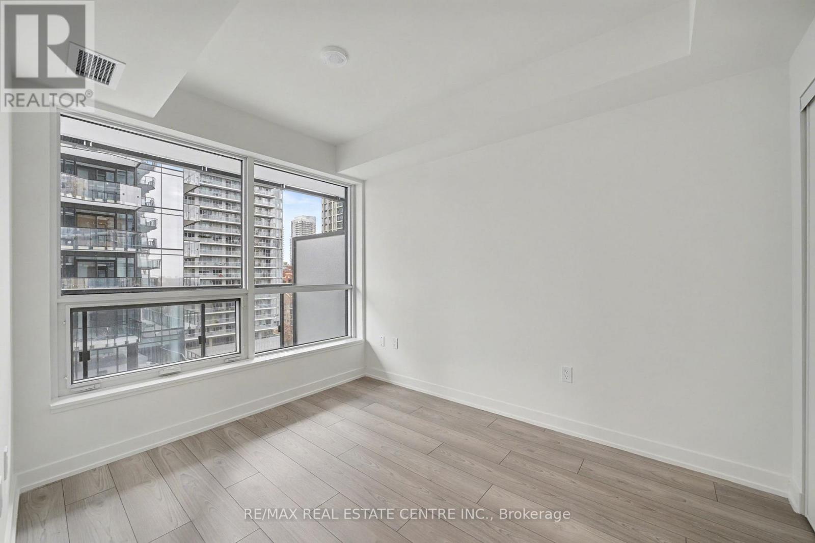 1109 - 120 Broadway Avenue, Toronto, Ontario  M4P 0E9 - Photo 18 - C12579038