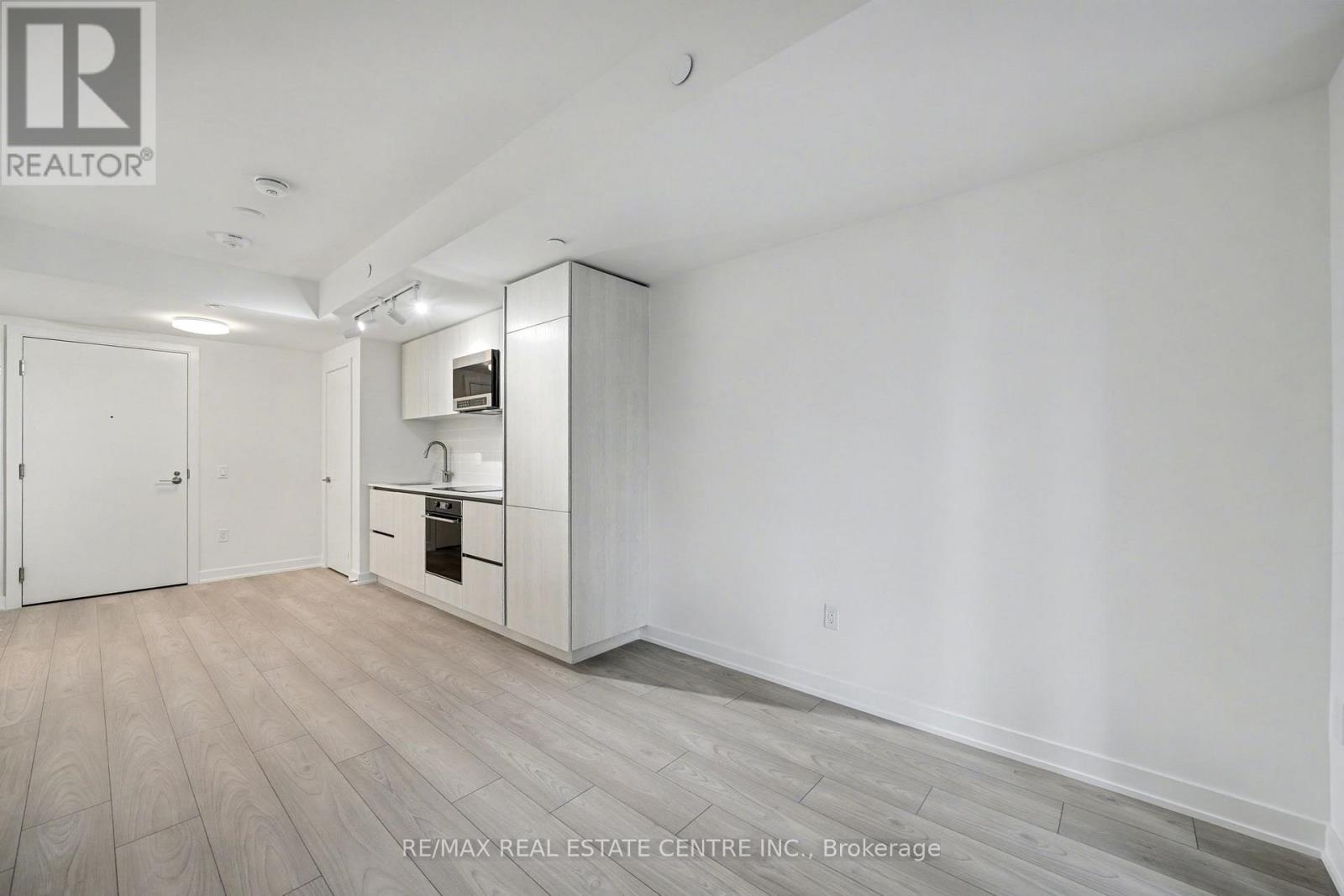 1109 - 120 Broadway Avenue, Toronto, Ontario  M4P 0E9 - Photo 8 - C12579038