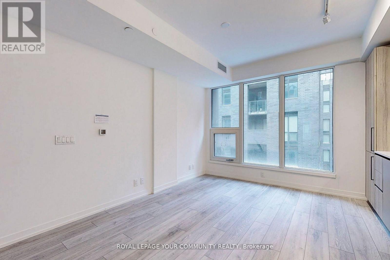 516 - 55 Mercer Street, Toronto, Ontario  M5V 0W4 - Photo 8 - C12579070