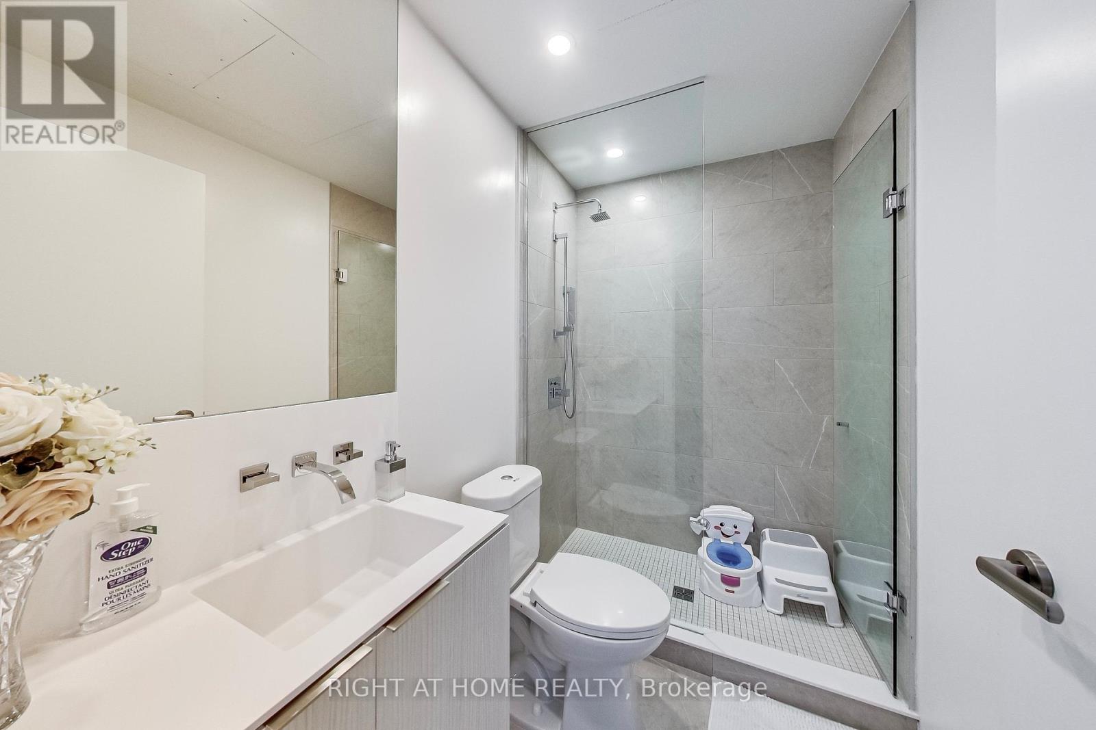 2509 - 16 Bonnycastle Street, Toronto, Ontario  M5A 0C9 - Photo 16 - C12579102