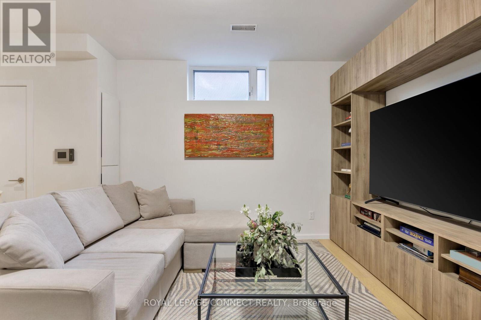 Th3 - 126 Spadina Road, Toronto, Ontario  M5R 2T8 - Photo 38 - C12577020