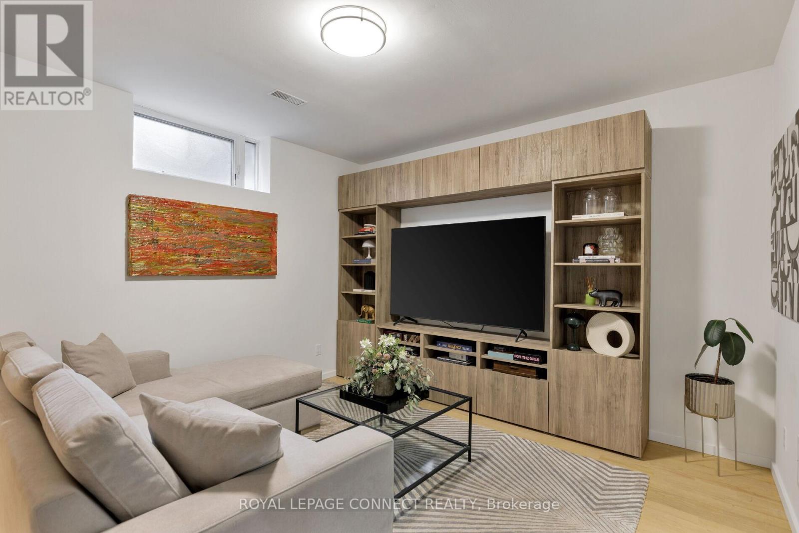 Th3 - 126 Spadina Road, Toronto, Ontario  M5R 2T8 - Photo 37 - C12577020