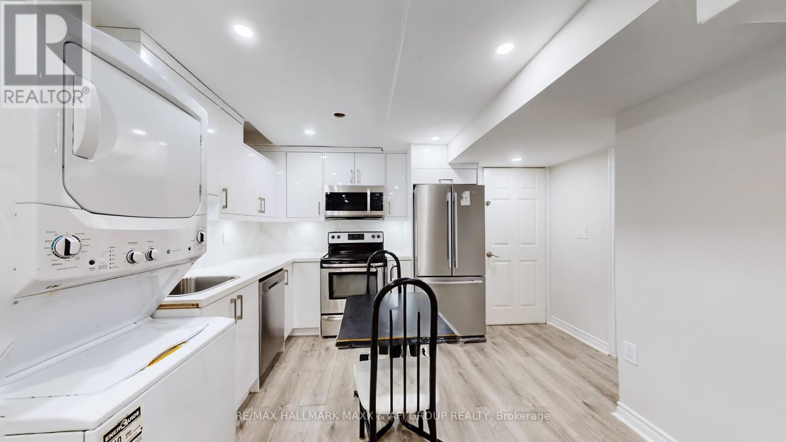 719 Shanahan Boulevard, Newmarket, Ontario  L3X 1P8 - Photo 32 - N12572008