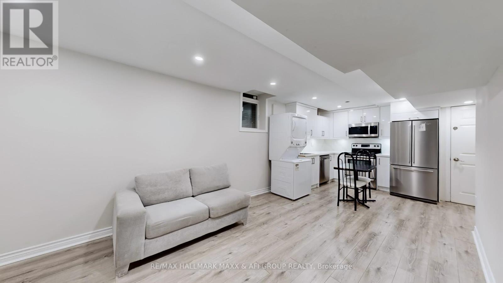 719 Shanahan Boulevard, Newmarket, Ontario  L3X 1P8 - Photo 30 - N12572008