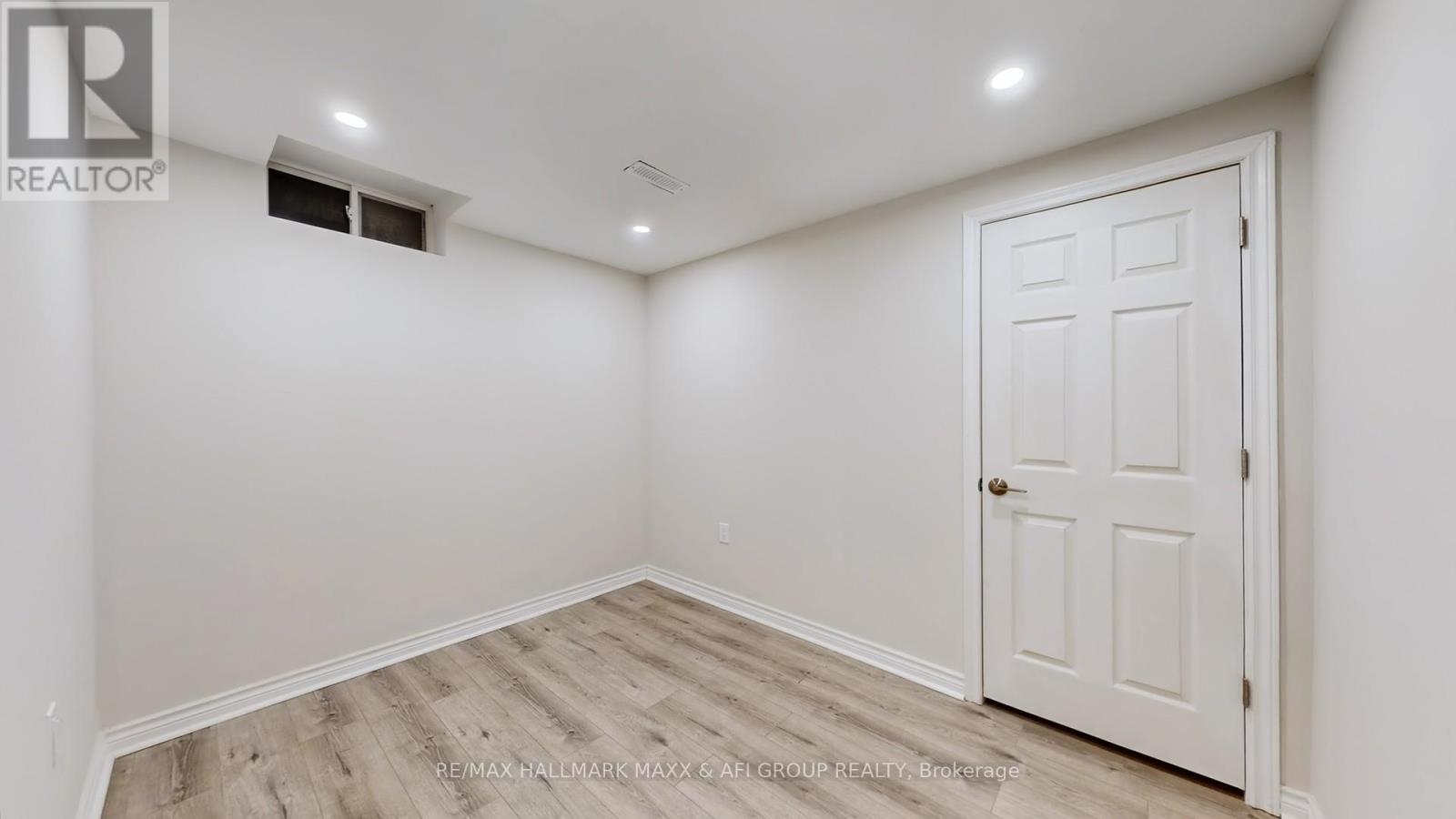 719 Shanahan Boulevard, Newmarket, Ontario  L3X 1P8 - Photo 37 - N12572008