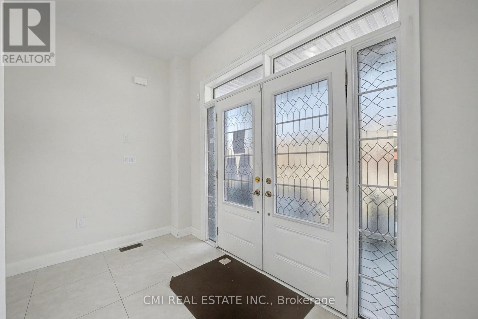 343 Northglen Boulevard W, Clarington, Ontario  L1C 7E2 - Photo 4 - E12579108