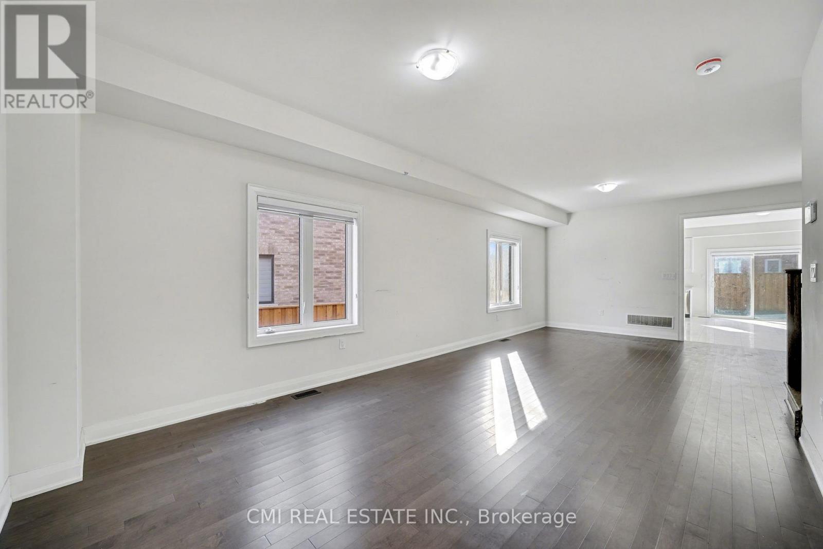 343 Northglen Boulevard W, Clarington, Ontario  L1C 7E2 - Photo 5 - E12579108