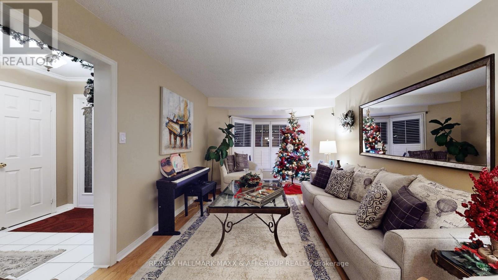 719 Shanahan Boulevard, Newmarket, Ontario  L3X 1P8 - Photo 6 - N12572008