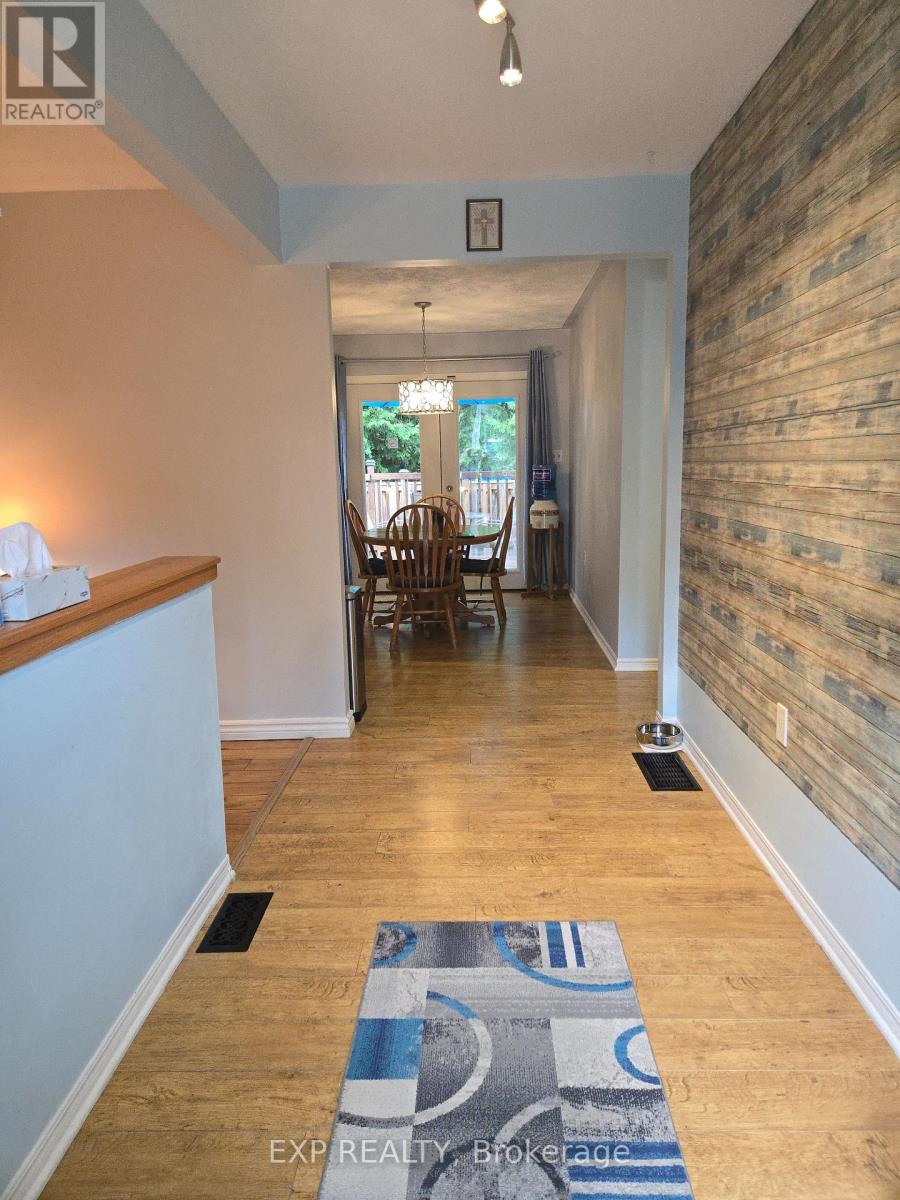 218 Jephson Street, Tay, Ontario  L0K 2A0 - Photo 13 - S12319042