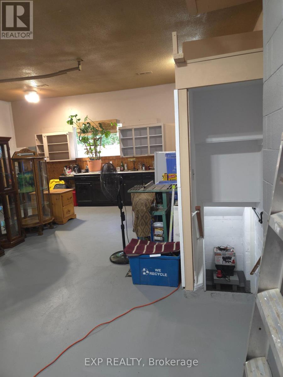 218 Jephson Street, Tay, Ontario  L0K 2A0 - Photo 43 - S12319042