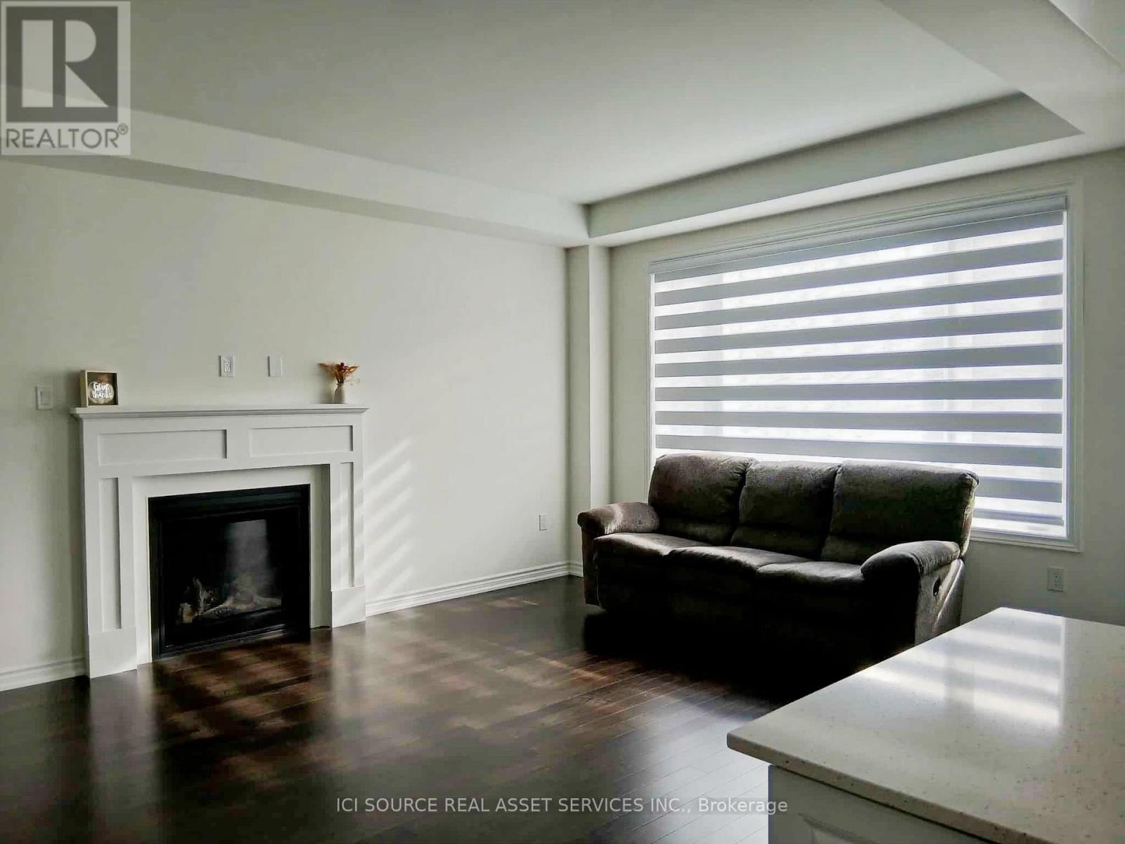 26 Orr Avenue, Erin, Ontario  N0B 1T0 - Photo 6 - X12485032