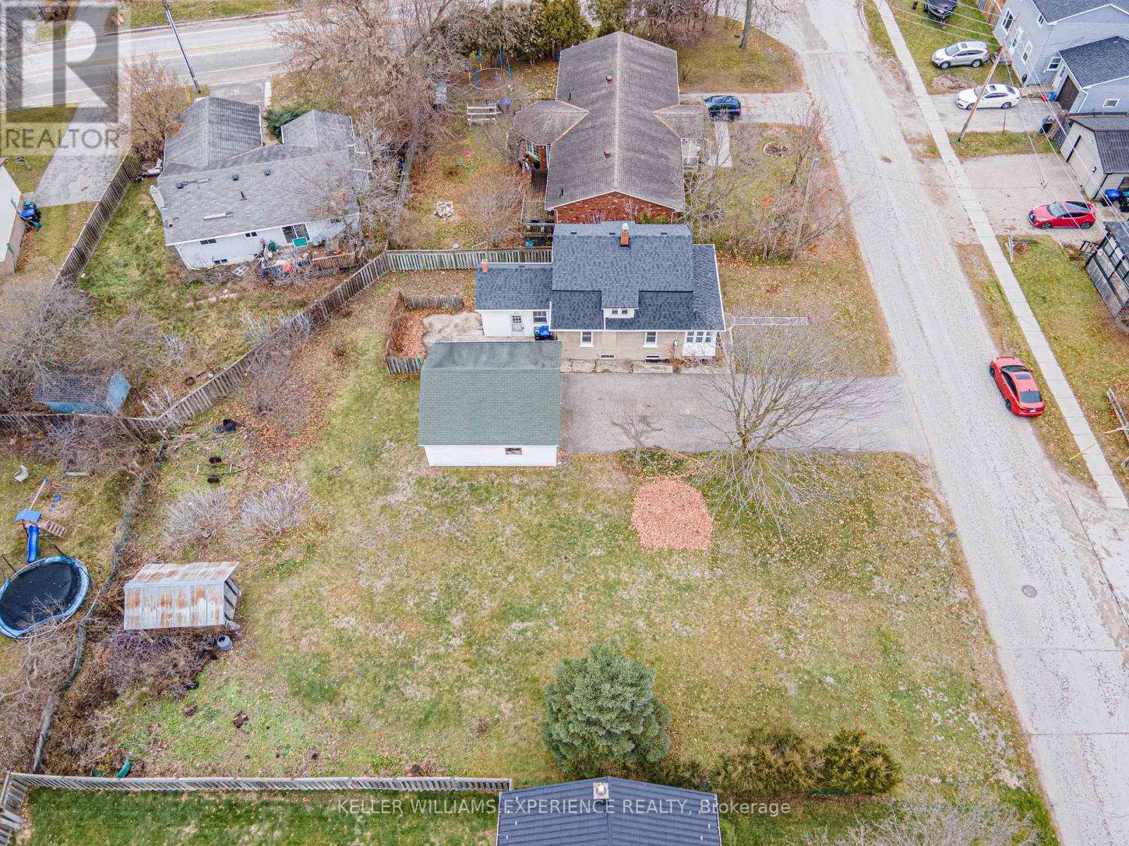 125 Raglan Street, Essa (Angus), Ontario  L0M 1B0 - Photo 33 - N12579106