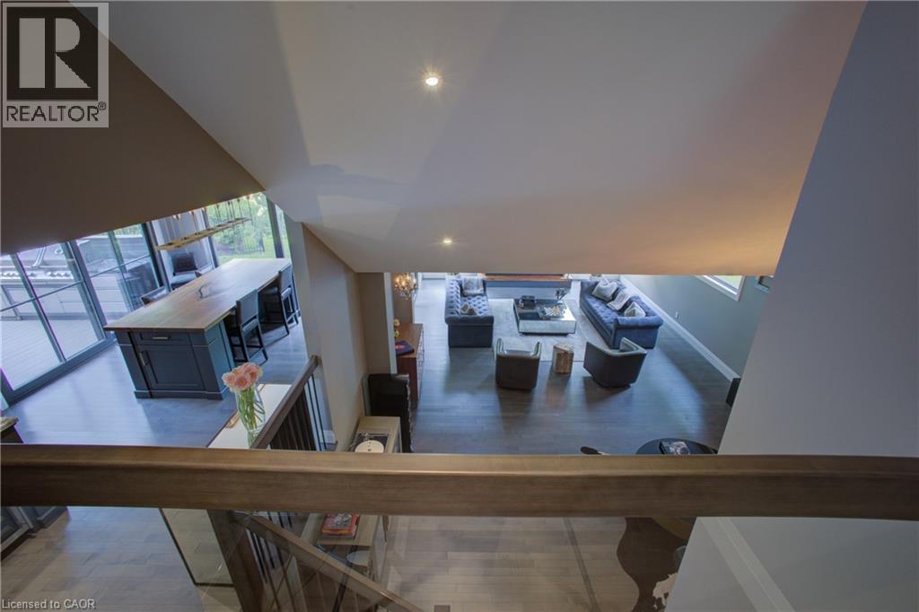 284 Old Post Road, Waterloo, Ontario  N2L 5C1 - Photo 29 - 40774258