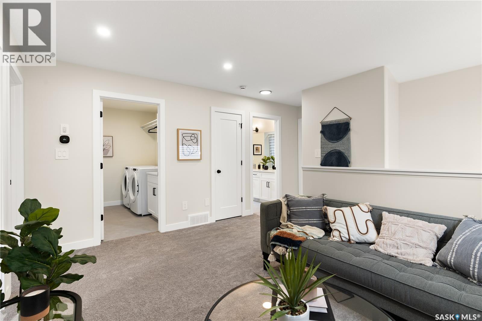 951 Traeger Manor, Saskatoon, Saskatchewan  S7V 1V8 - Photo 17 - SK019228