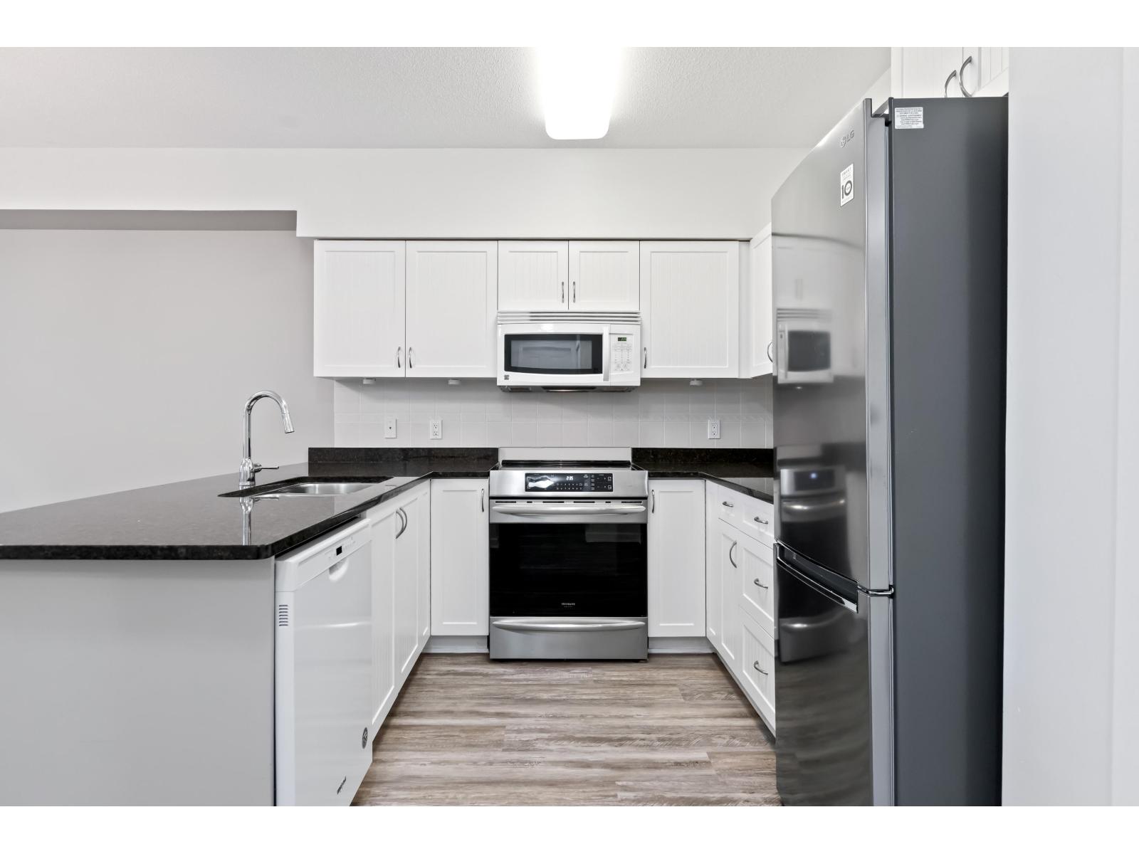 403 16068 83 Avenue, Surrey, British Columbia  V4N 0N2 - Photo 6 - R3065308