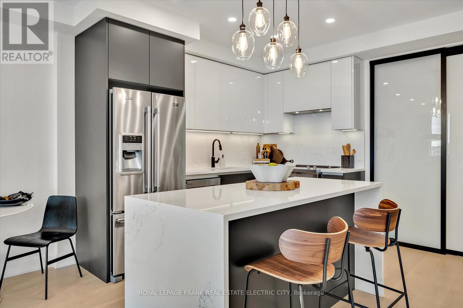 502 - 195 Hunter Street E, Peterborough, Ontario  K9H 1G9 - Photo 10 - X12579126