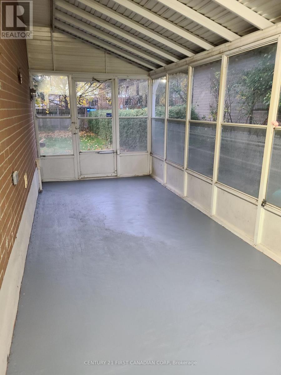 B - 48 Toulon Crescent, London East, Ontario  N5V 1J5 - Photo 19 - X12579130