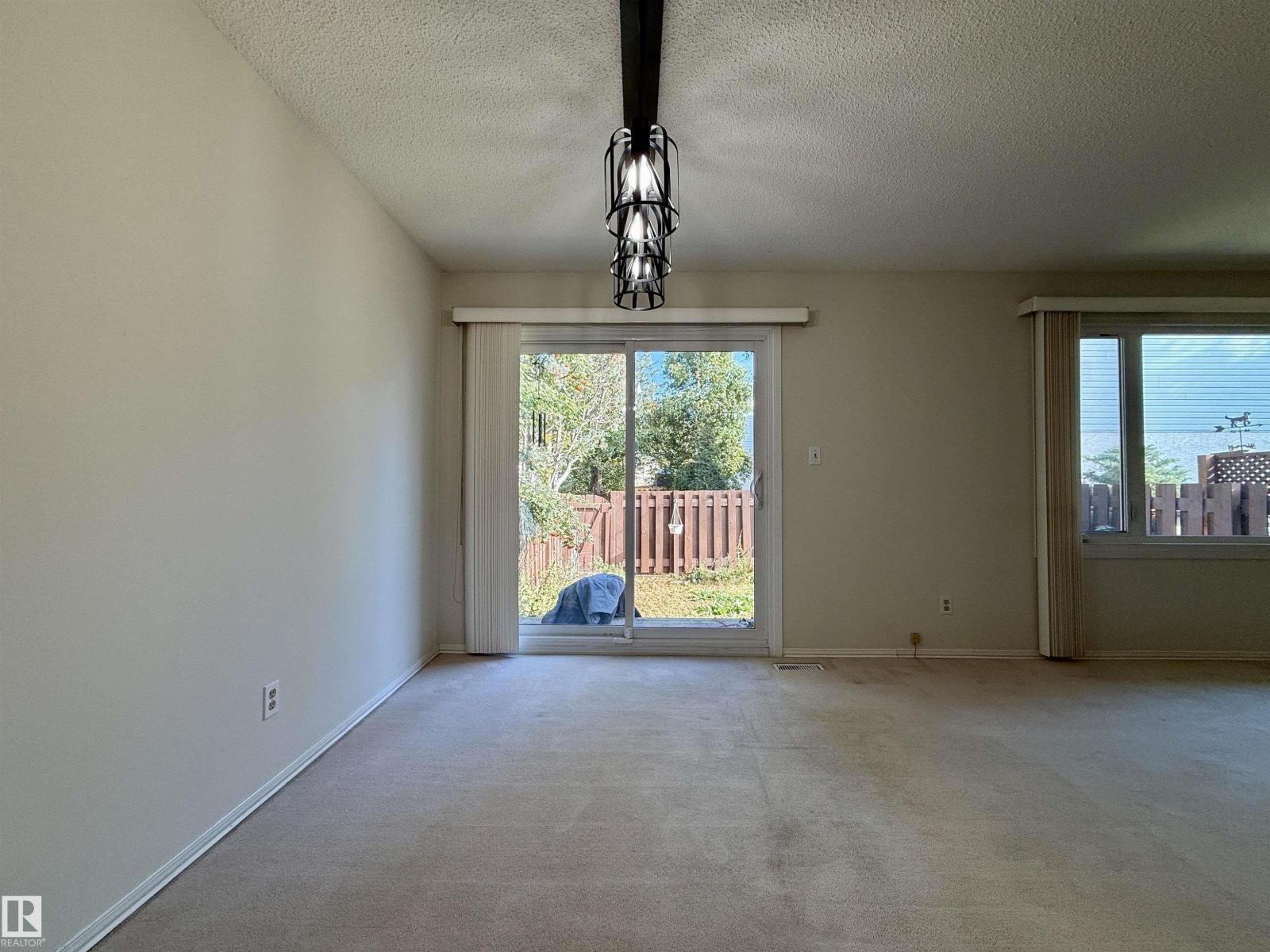 221 Callingwood Pl Nw, Edmonton, Alberta  T5T 2C6 - Photo 18 - E4461015