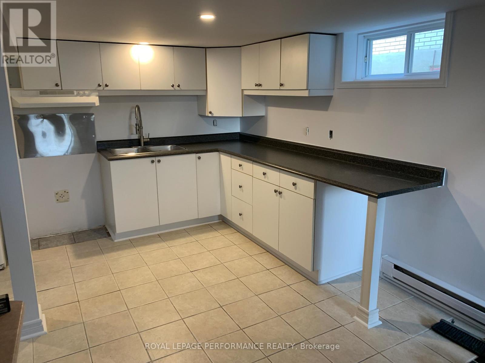 B - 645 St Isidore Street, Casselman, Ontario  K0A 1M0 - Photo 3 - X12579230