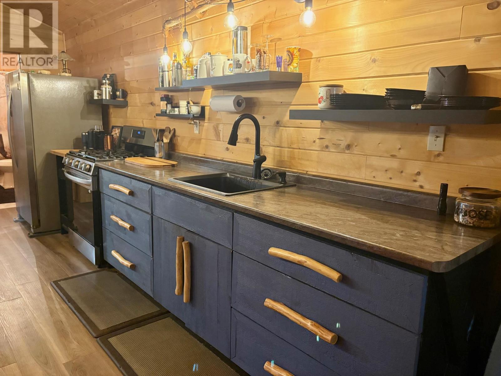 245 Gus Wouri Rd, Thunder Bay, Ontario  P7G 2G6 - Photo 42 - TB253534