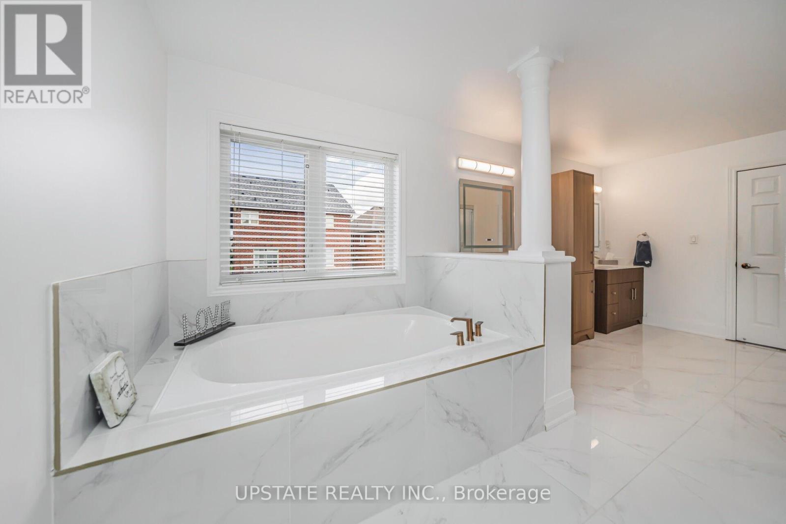 32 Cottonfield Circle, Caledon, Ontario  L7C 3M9 - Photo 27 - W12578932