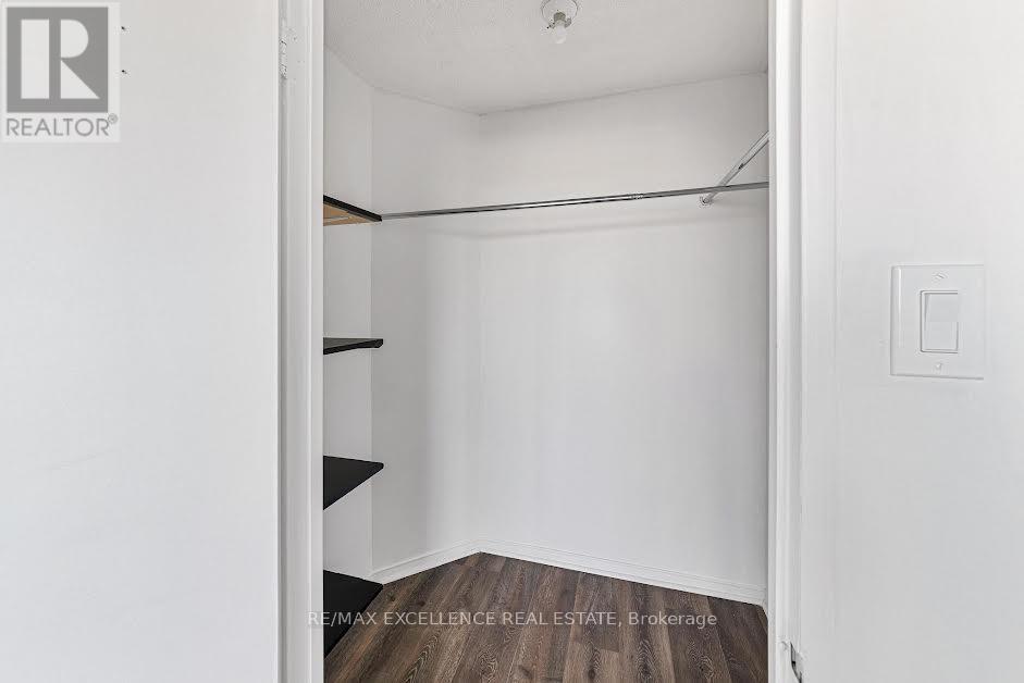 1913 - 115 Hillcrest Avenue, Mississauga, Ontario  L5B 3Y9 - Photo 30 - W12579060