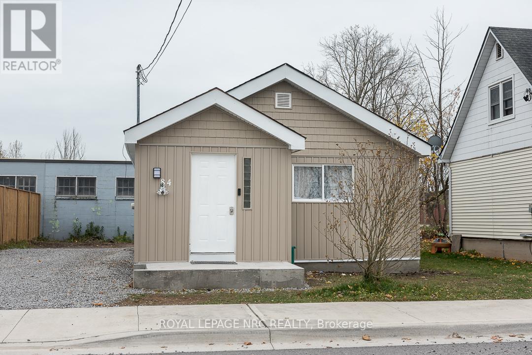 84 Idylewylde Place, Fort Erie, Ontario  L2A 2L1 - Photo 2 - X12579204