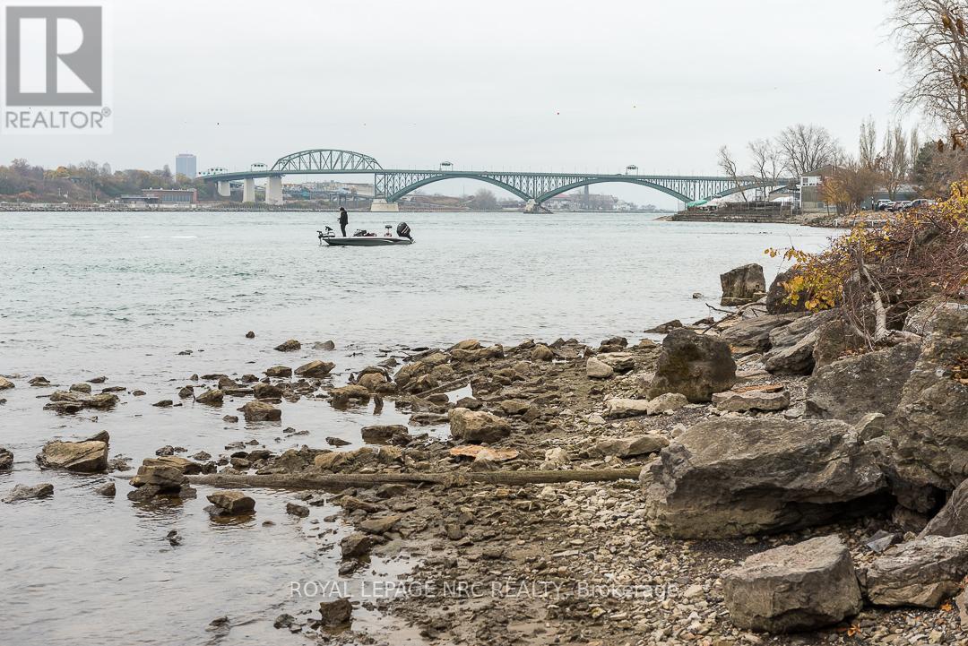 84 Idylewylde Place, Fort Erie, Ontario  L2A 2L1 - Photo 24 - X12579204