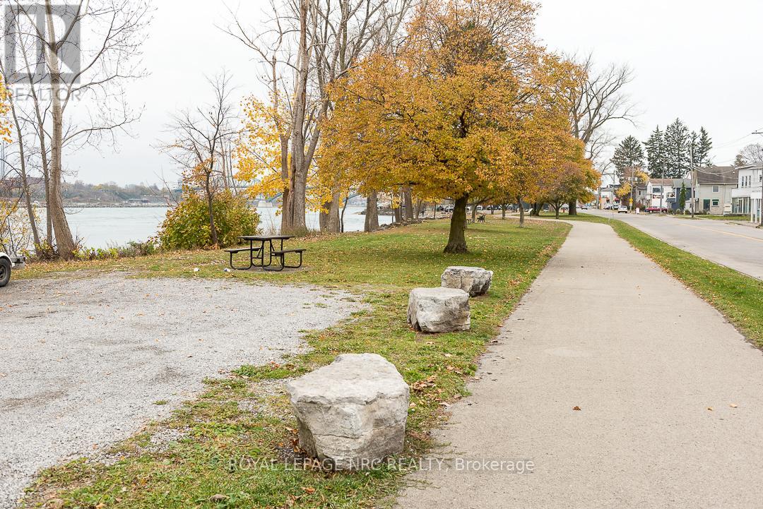 84 Idylewylde Place, Fort Erie, Ontario  L2A 2L1 - Photo 25 - X12579204