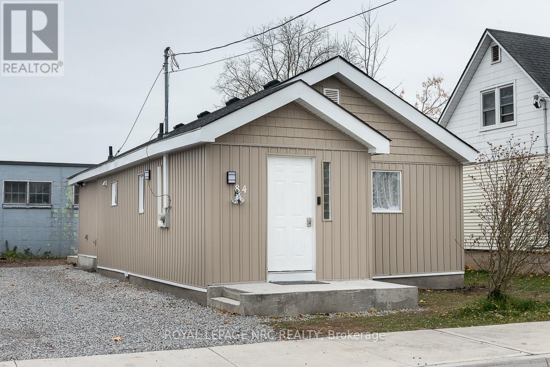 84 Idylewylde Place, Fort Erie, Ontario  L2A 2L1 - Photo 3 - X12579204