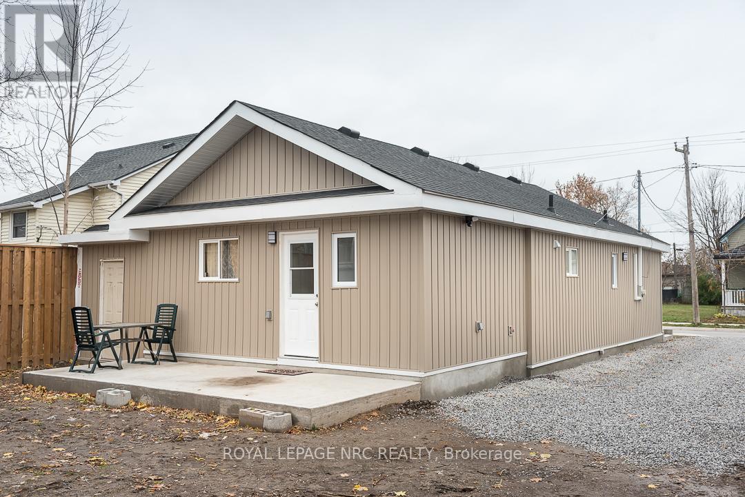 84 Idylewylde Place, Fort Erie, Ontario  L2A 2L1 - Photo 4 - X12579204