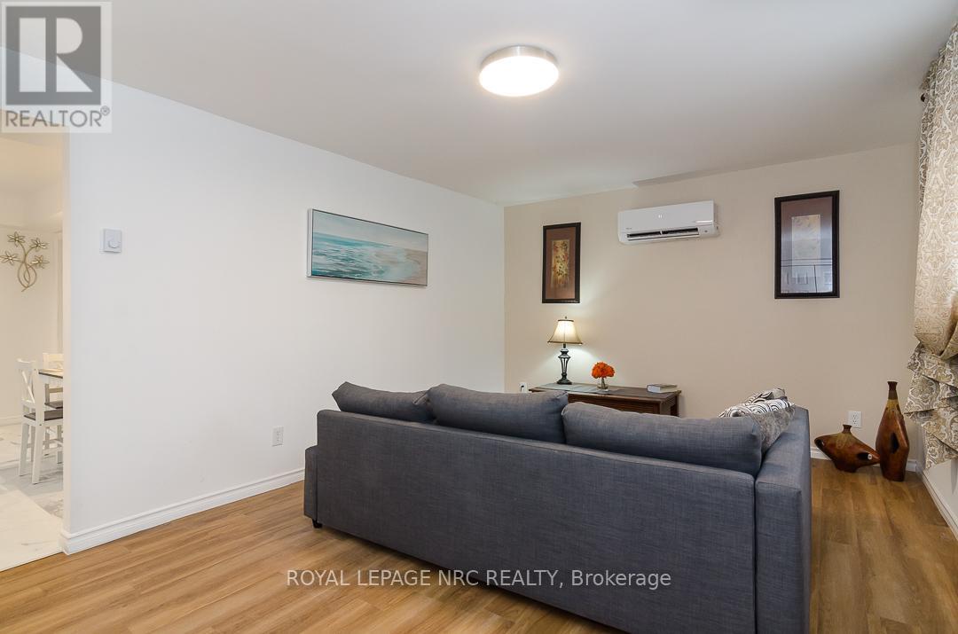 84 Idylewylde Place, Fort Erie, Ontario  L2A 2L1 - Photo 9 - X12579204