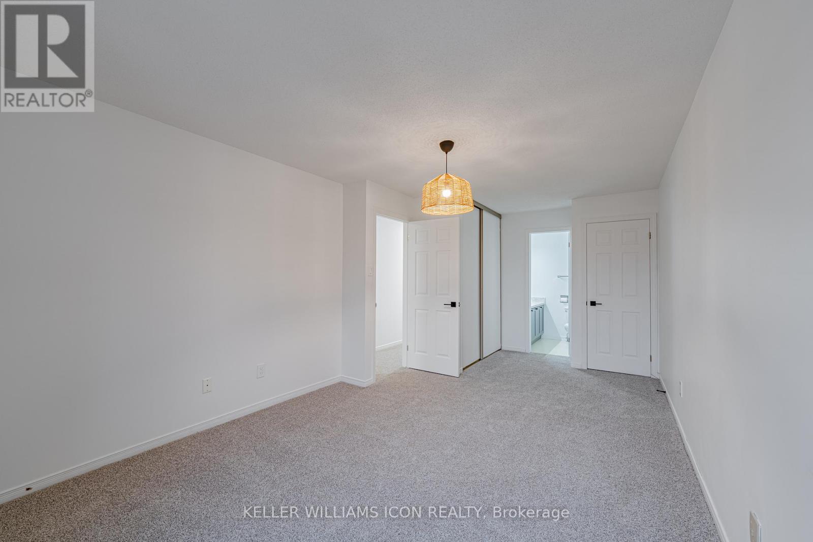 32 Ashpark Crescent, Ottawa, Ontario  K1T 3N8 - Photo 23 - X12556916
