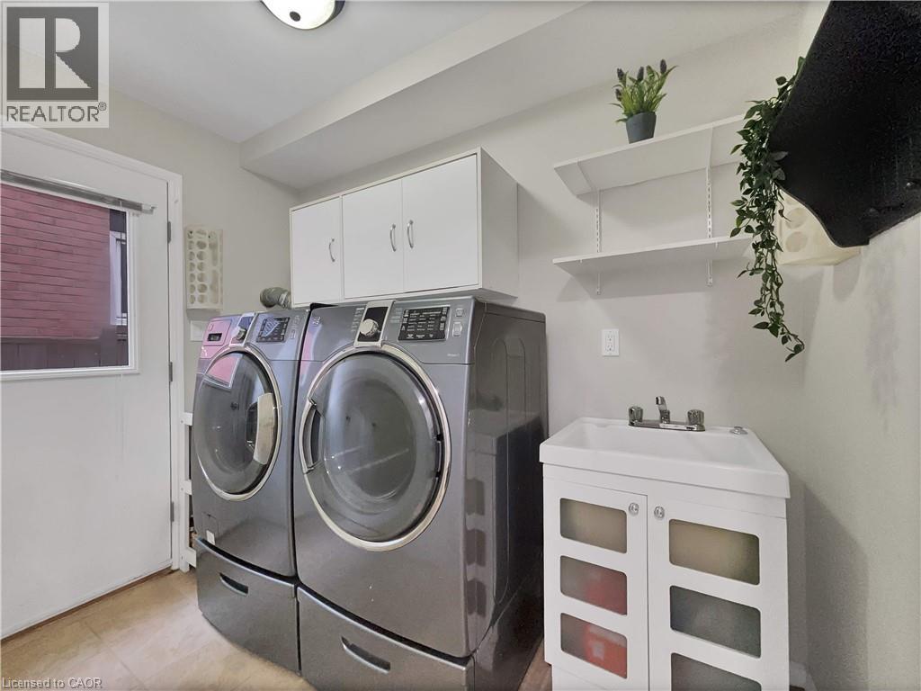 157 Twin Crescent, Hamilton, Ontario  L8W 3A7 - Photo 11 - 40790709