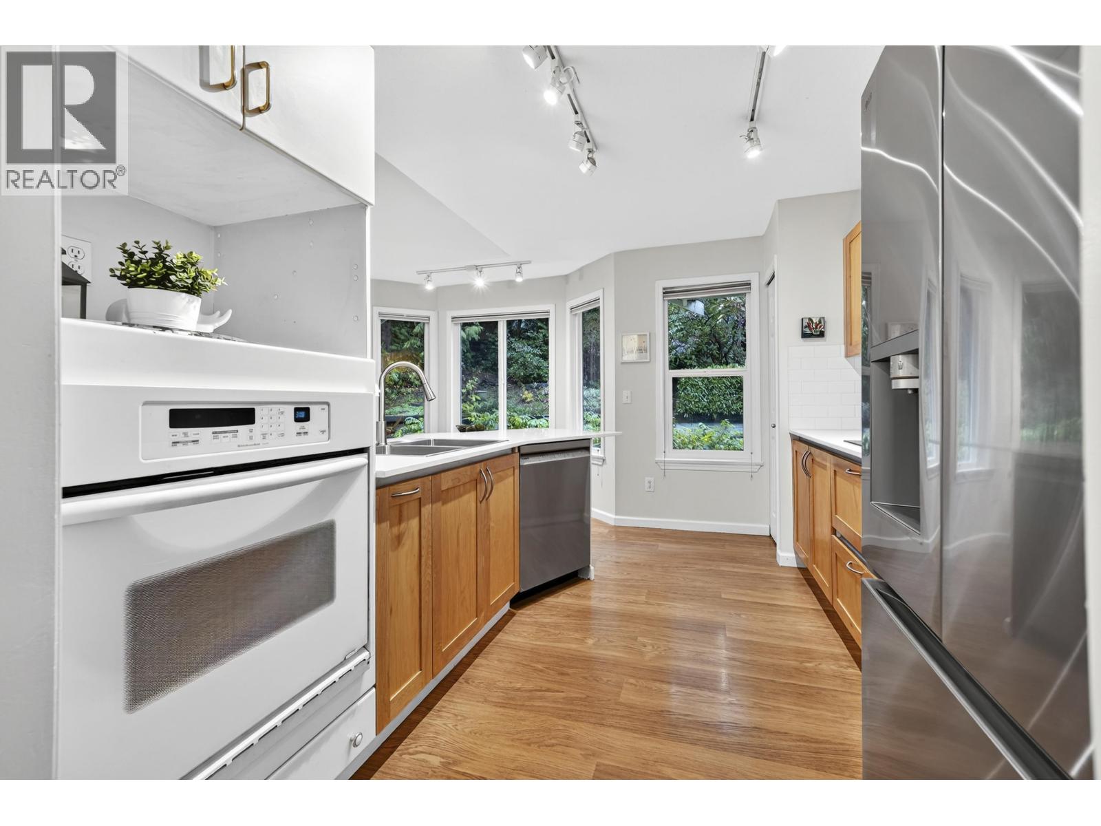 135 101 Parkside Drive, Port Moody, British Columbia  V3H 4W6 - Photo 8 - R3070272