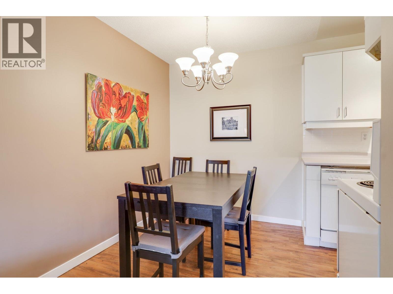 302 330 E 1st Street, North Vancouver, British Columbia  V7L 1B5 - Photo 11 - R3070292