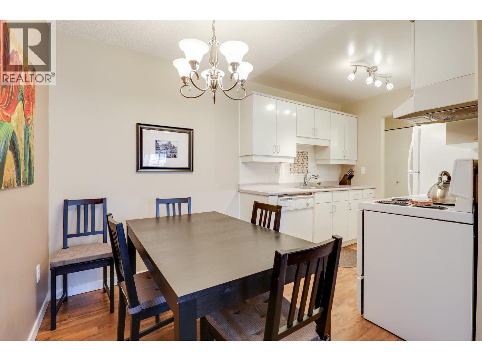 302 330 E 1st Street, North Vancouver, British Columbia  V7L 1B5 - Photo 12 - R3070292