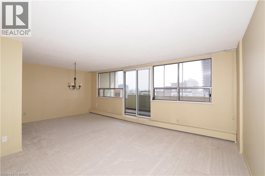 65 Westmount Road N Unit# 902, Waterloo, Ontario  N2L 5G6 - Photo 6 - 40725969