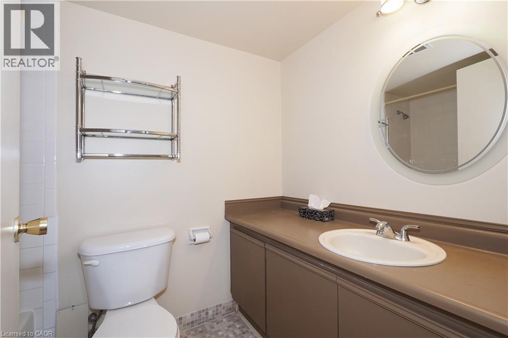 65 Westmount Road N Unit# 902, Waterloo, Ontario  N2L 5G6 - Photo 17 - 40725969