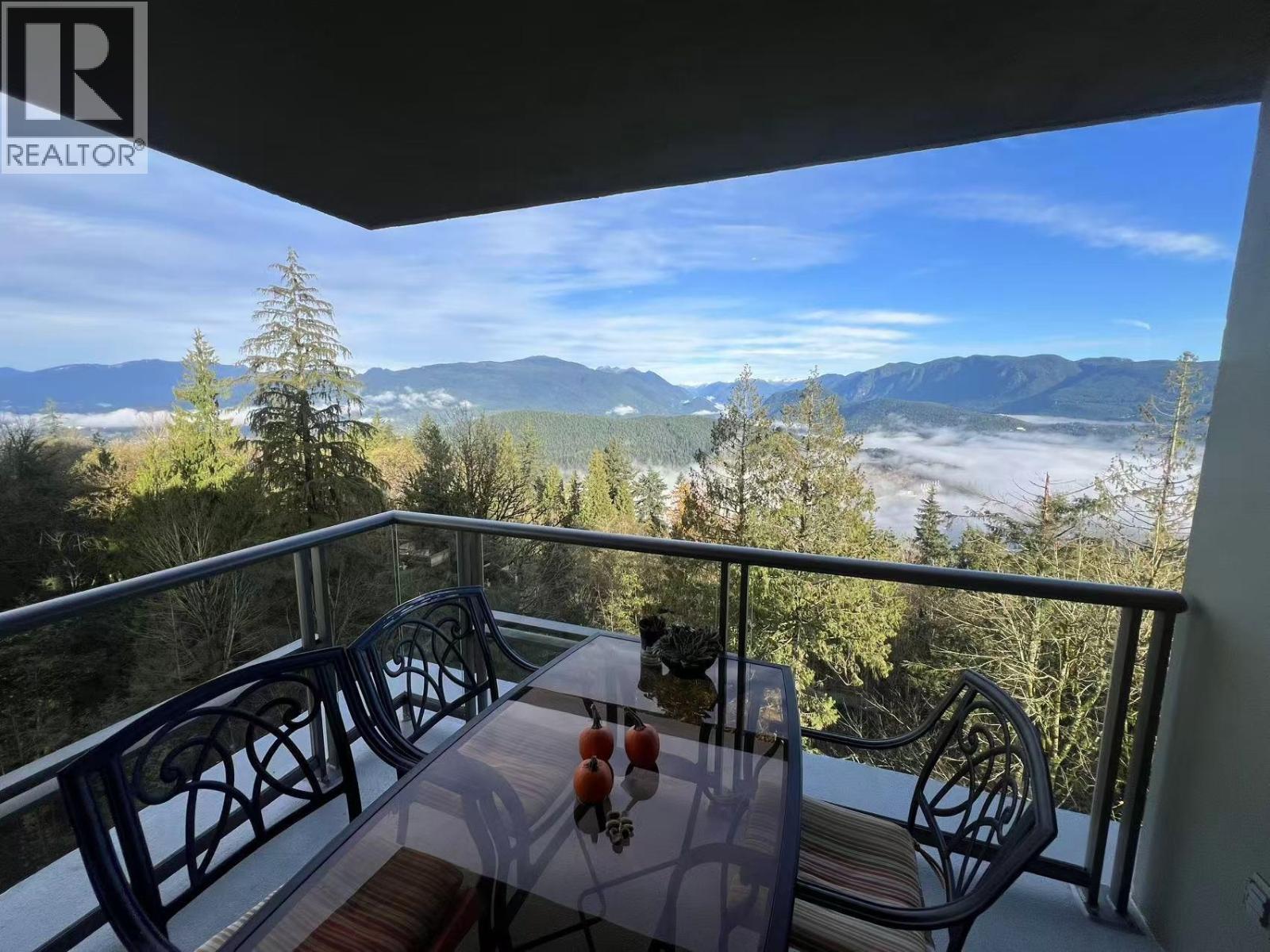 901 9222 University Crescent, Burnaby, British Columbia  V5A 0A6 - Photo 2 - R3068618