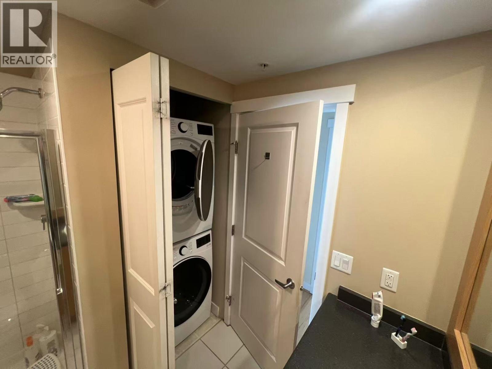 901 9222 University Crescent, Burnaby, British Columbia  V5A 0A6 - Photo 14 - R3068618