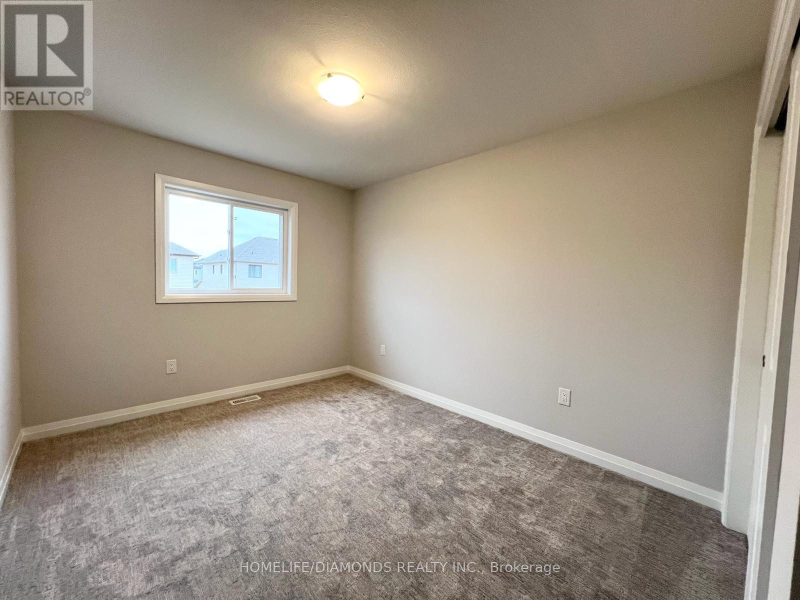 121 Alicia Crescent, Thorold, Ontario  L0S 1K0 - Photo 12 - X12579020